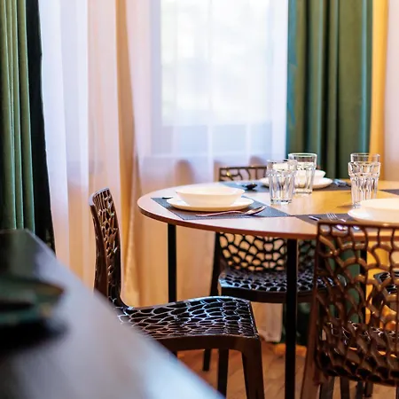 B2 Z Basenem I Strefa *