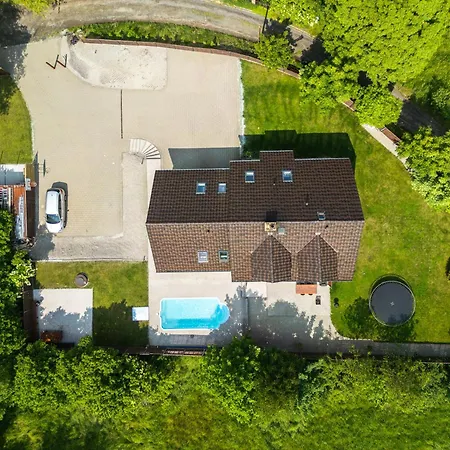 B2 Z Basenem I Strefa Sosnówka