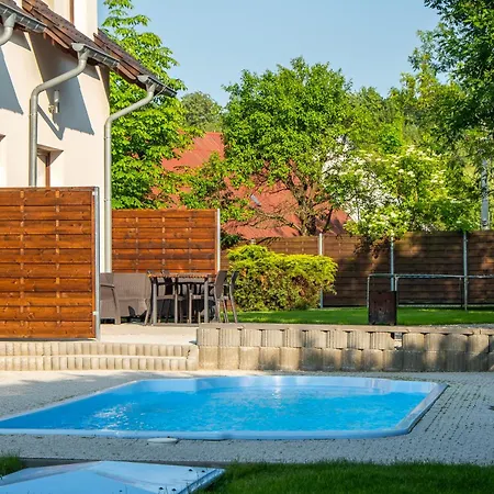 B2 Z Basenem I Strefa Appartement