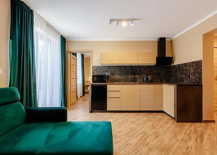 B2 Z Basenem I Strefa Apartment Sosnowka (Jelenia Gora)