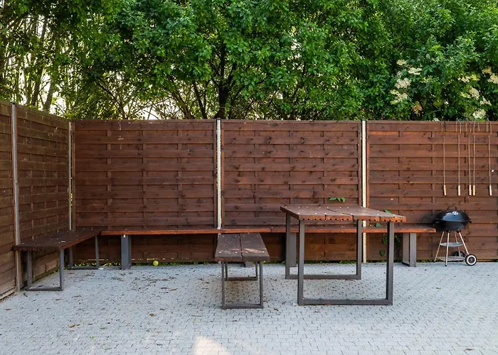 B2 Z Basenem I Strefa Sosnowka (Jelenia Gora)