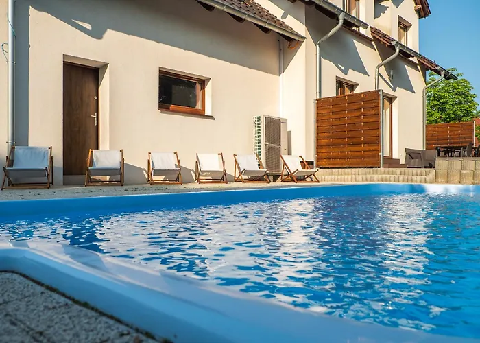 B2 Z Basenem I Strefa * Sosnowka (Jelenia Gora)